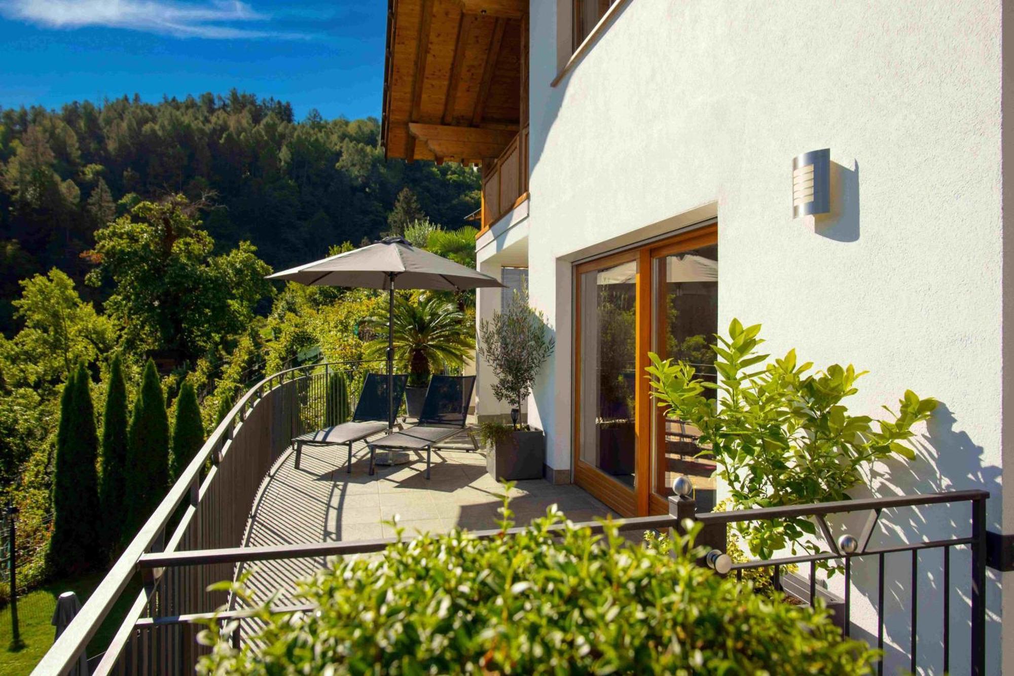 Residence Untermoesslhof Lana Exteriör bild